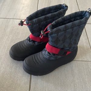 Boy’s Winter/snow boots Size 6